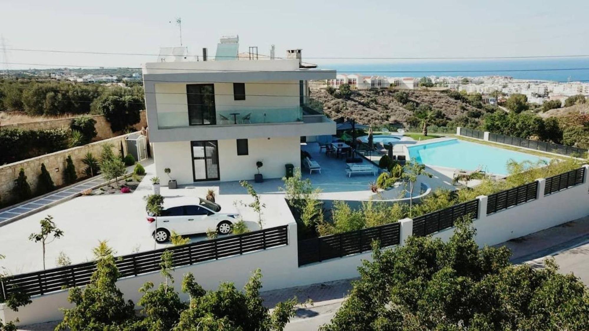 Orama Luxury Villa 4 Bedrooms With Private Pool Hersonissos  Ngoại thất bức ảnh